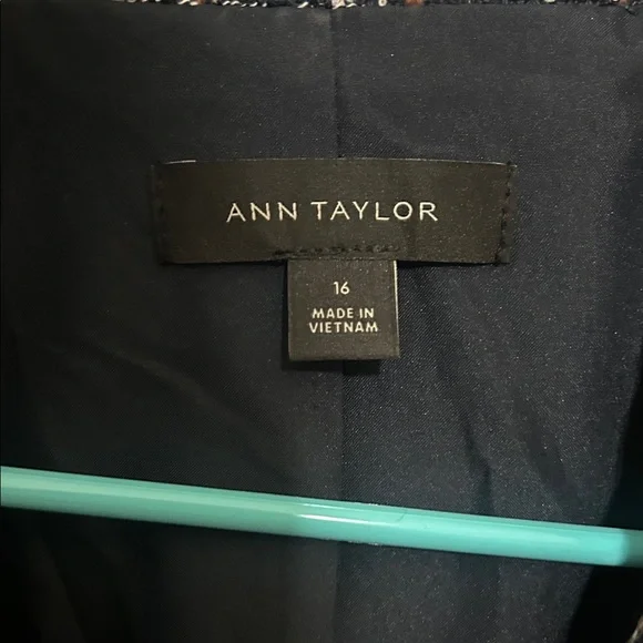 Ann Taylor Navy and White Tweed Blazer - Picture 4 of 4